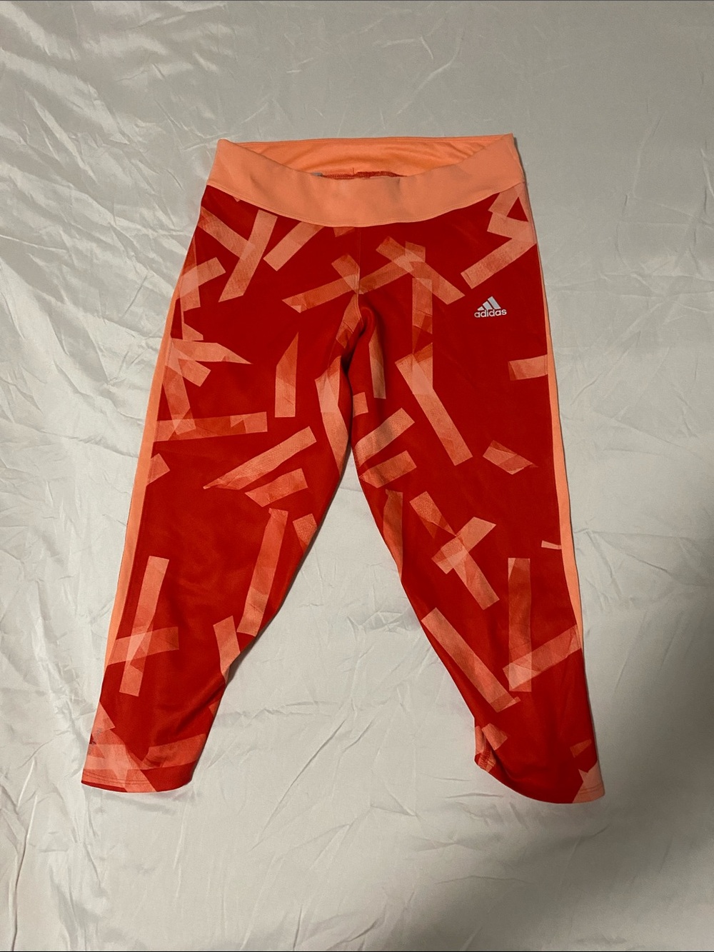 adidas Girls' Red and Peach Geometric Capri Leggings